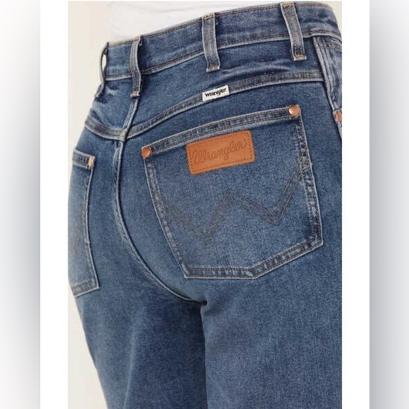 Wrangler High Rise Wanderer Flare Jean. NWT 28/30 - Picture 5 of 15